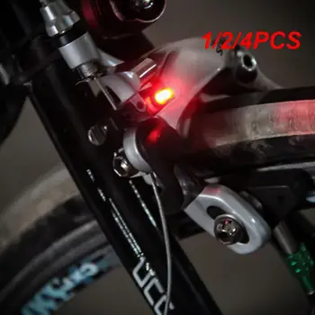 1/2/4PCS 10gBike בלם אחורי אור עמיד למים רכיבה על אופניים אור הר אחורי האופניים בטוח נורת אזהרה אדומה LED מנורת בלם