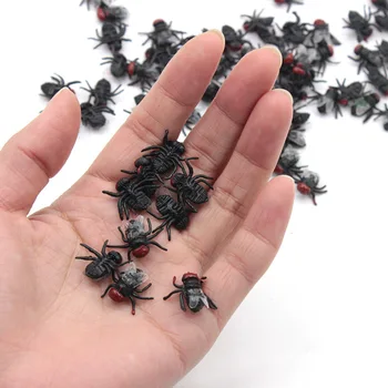 100pcs מיני עכביש שחור סימולציה מסובך צעצוע הילדים ליל כל הקדושים תפאורה מזויפת עכבישים, חרקים לעוף ' וק עקרב המפלגה קישוט