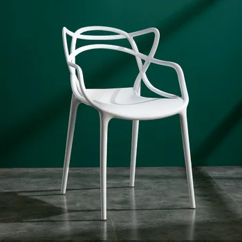 ייחודי מעצב פלסטיק כסאות אוכל אביזרים חיצונית ארגונומי כסאות אוכל מודרניים בחדר האוכל הנורדי מסעדה הכיסא החדש.